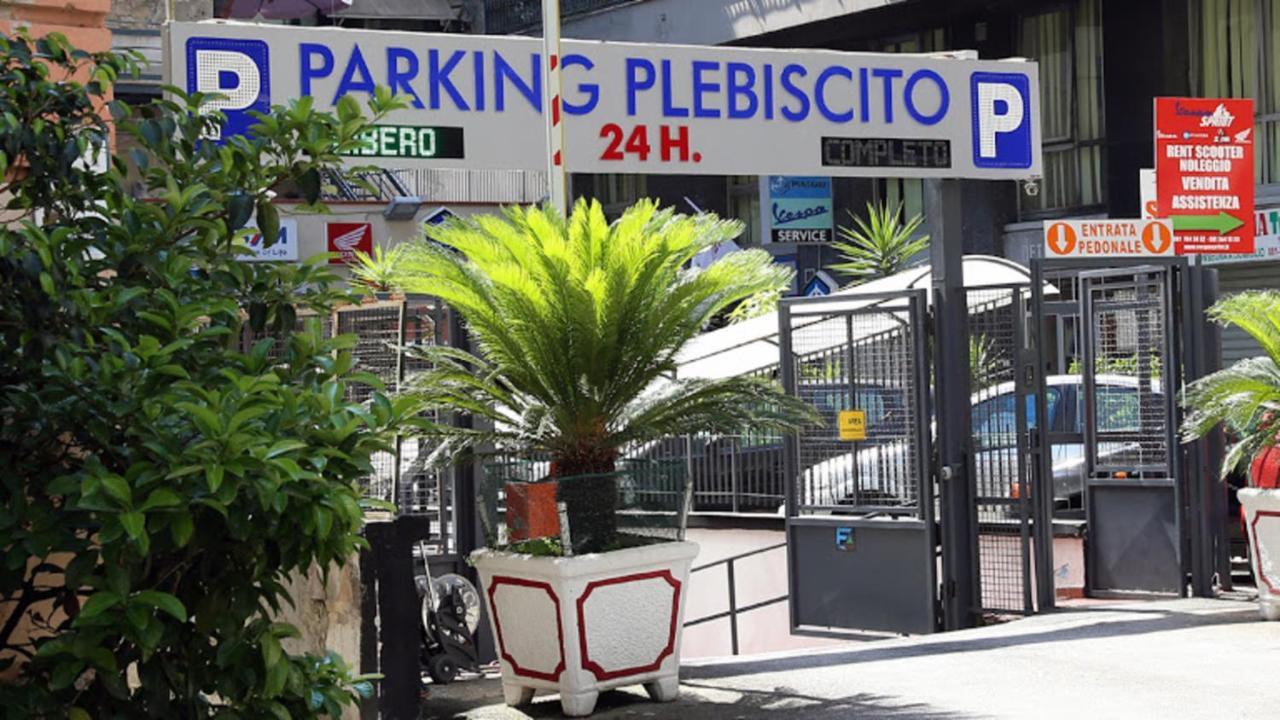 Residenza Plebliscito Lägenhet Neapel Exteriör bild